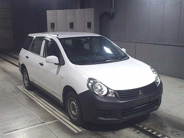 2314 Mitsubishi Lancer van CVZNY12 2014 г. (JU Gifu)